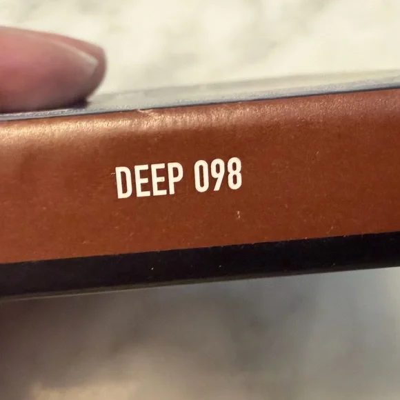 Good Apple Skin-Perfecting Foundation Balm - Cream Shade - Picture 3 of 4